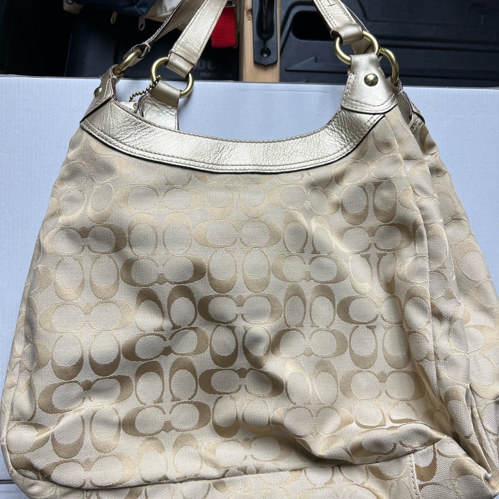 Lynn Soho cream/gold Hobo Women'sBag - Picture 2 of 11